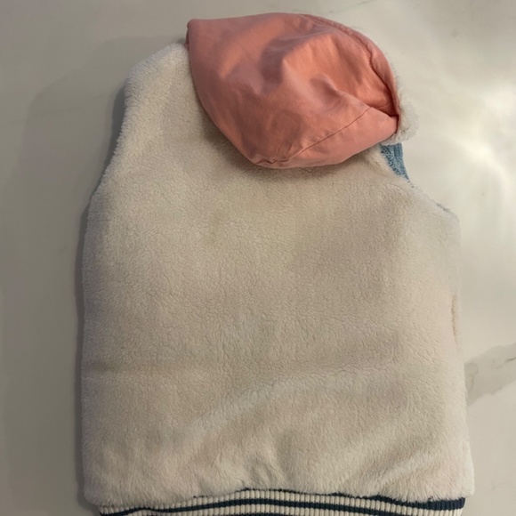 Winter vest! Sherpa lined and reversible! Great condition! - Picture 4 of 5
